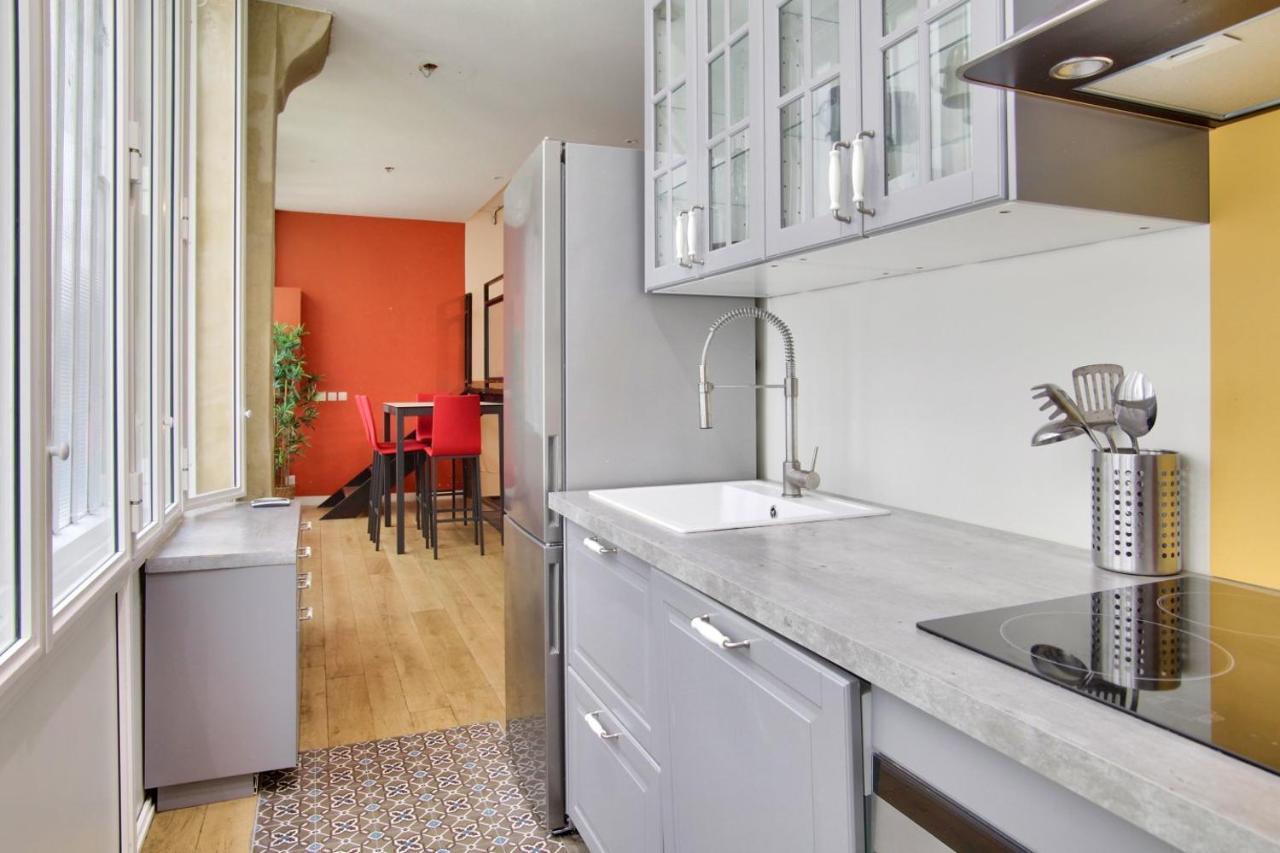 2 Bedrooms Le Marais Nazareth Paris Dış mekan fotoğraf