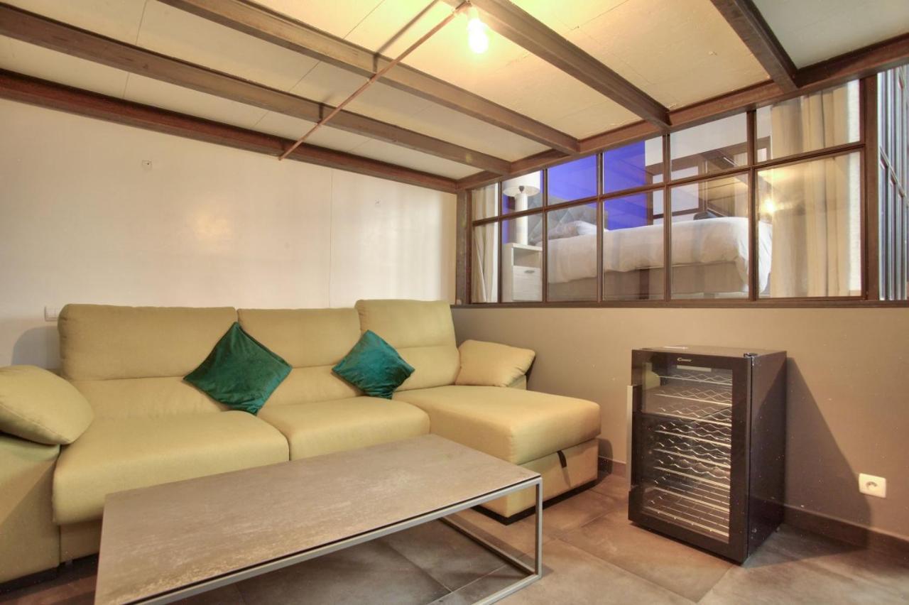 2 Bedrooms Le Marais Nazareth Paris Dış mekan fotoğraf