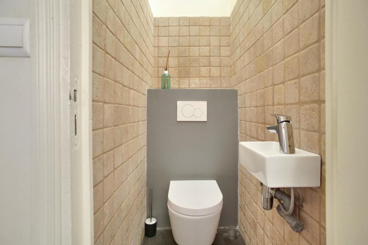 2 Bedrooms Le Marais Nazareth Paris Dış mekan fotoğraf